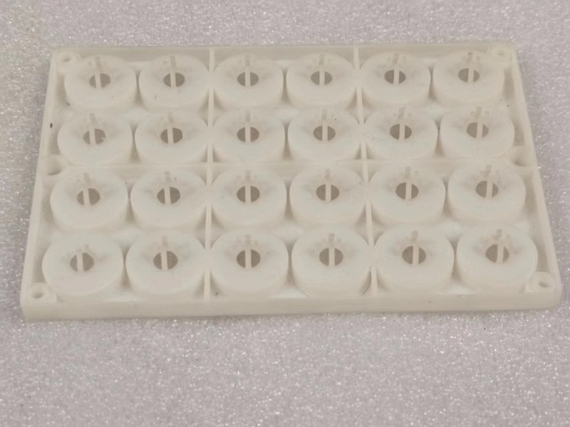 尼農(nóng)加工件產(chǎn)品圖